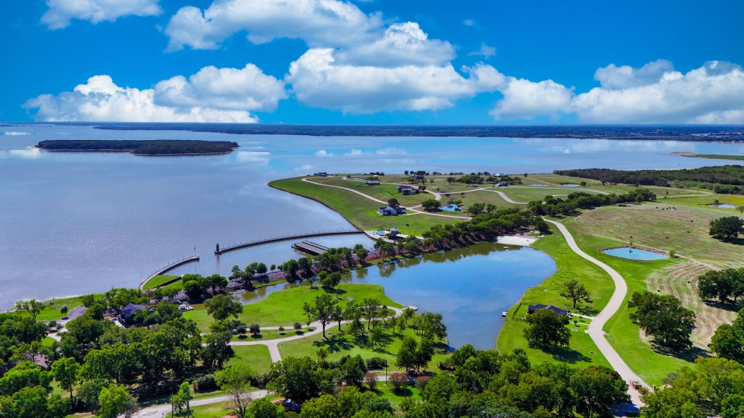 Aerial view of Beacon Hill on Cedar Creek Lake showcasing waterfront homesites and marina