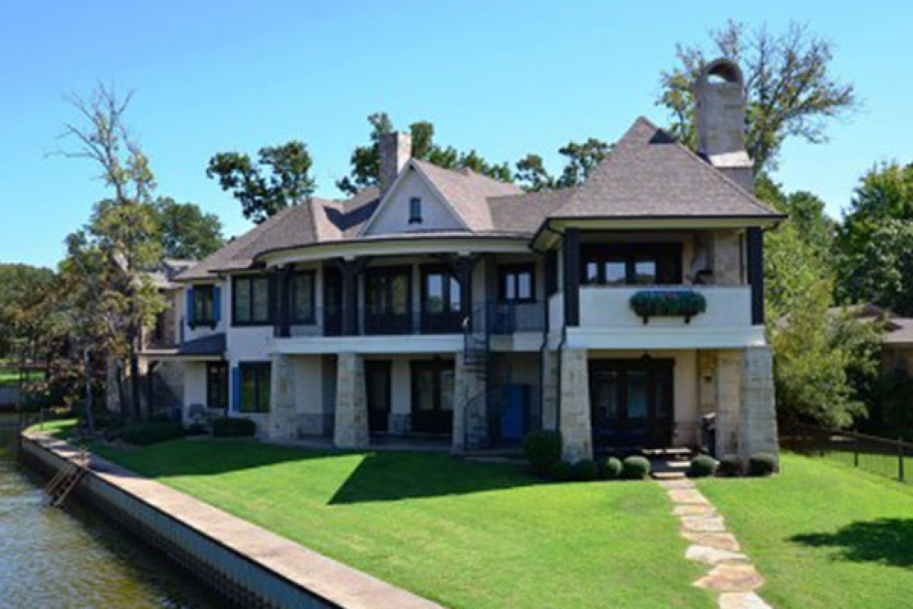 Preferred Builders - New Construction at Cedar Creek Lake | Beacon Hill